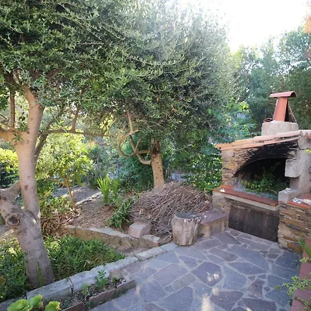 Semesterbostad Con Giardino *