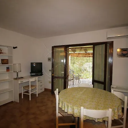 Holiday home Con Giardino